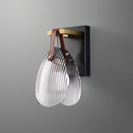 Cargar imagen en el visor de la Galería, Lámpara de pared de cristal con forma de concha
