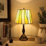 Charger l'image dans la visionneuse de galerie, Tiffany-style stained glass table lamp product image