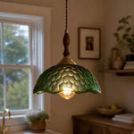 Cargar imagen en el visor de la Galería, Green pendant over warm interior corner