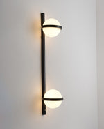 Charger l'image dans la visionneuse de galerie, Applique murale minimaliste à abat-jour globe pour espaces intérieurs et extérieurs