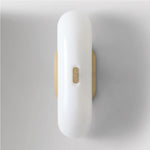 Bild in der Galerieansicht laden, Ferosa Elegante Wandleuchte in Boot-Form – Messing-Finish mit Milchglas Lineardesign
