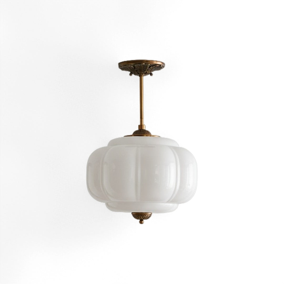 Lámpara colgante Eloise de vidrio lechoso festoneado de inspiración vintage: lámpara de acento moderna para cocina y dormitorio.