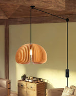 Bild in Gallery-Viewer laden, Rounded Wood Slat Swag Pendant Light