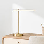 Cargar imagen en el visor de la Galería, Lámpara de mesa LED USB moderna Voro: elegante iluminación de escritorio y mesita de noche de metal
