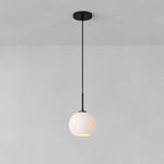 Cargar imagen en el visor de la Galería, Lámpara colgante Selvion con forma de globo escultural: moderna lámpara colgante de cristal con un diseño elegante.
