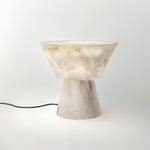 Bild in Gallery-Viewer laden, Beta Marmor Alabaster Tischlampe