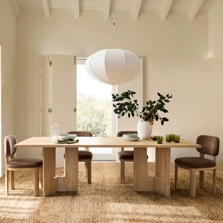 Lámpara colgante Alvian: pantalla de lino con altura ajustable para un comedor acogedor