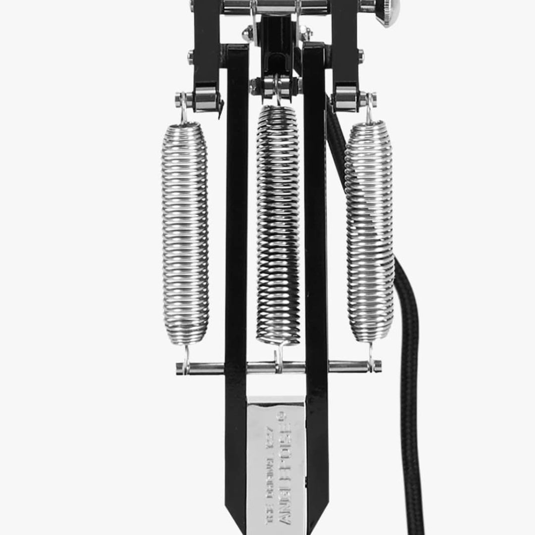 Lampe sur pied réglable Modryx Classic aux lignes raffinées – Design fonctionnel moderne pour usage intérieur à la maison