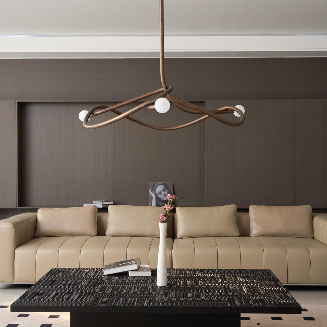 Lustre Tryst