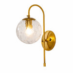 Bild in Gallery-Viewer laden, Rippled Glass wall sconce in Gold, style B