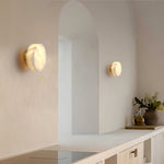 Bild in Gallery-Viewer laden, Zylindrische Alabaster Wandleuchte