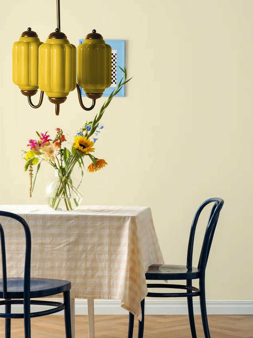 Eloise Kronleuchter – Milchglas-Kronleuchter in einem Vintage-Stil-Finish