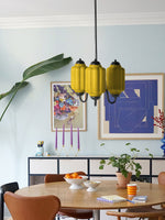 Bild in der Galerieansicht laden, Eloise Kronleuchter – Milchglas-Kronleuchter in einem Vintage-Stil-Finish
