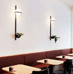 Charger l'image dans la visionneuse de galerie, Applique murale minimaliste à abat-jour globe pour espaces intérieurs et extérieurs