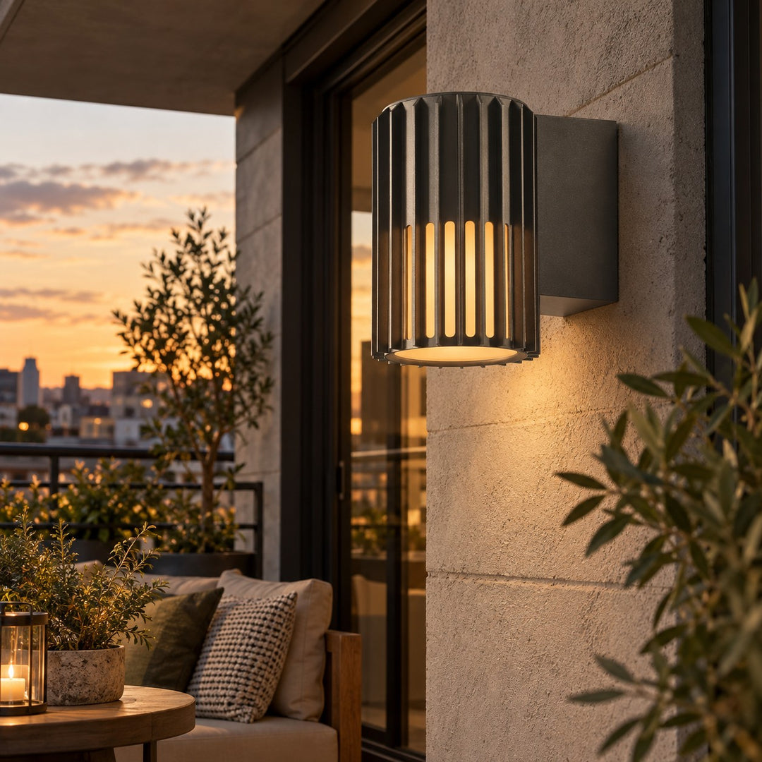 Fluted Shade Square Plate Aluminium Outdoor Sconce