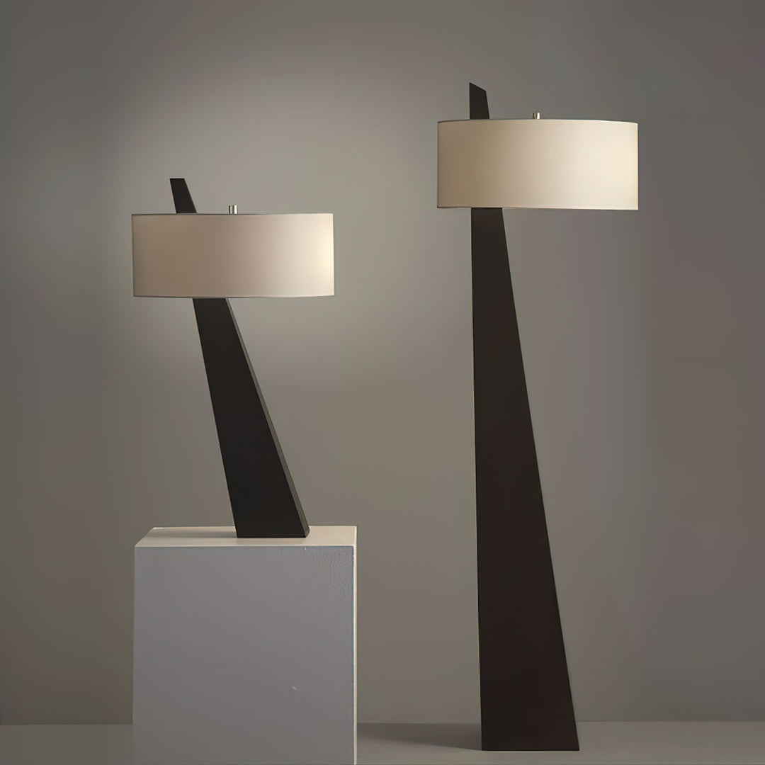 Lampe de table Jett Obélisque