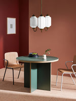 Bild in der Galerieansicht laden, Eloise Kronleuchter – Milchglas-Kronleuchter in einem Vintage-Stil-Finish
