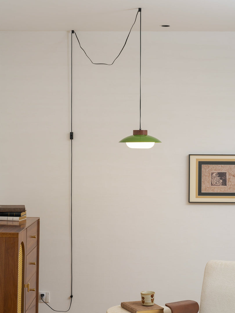 Saucer Plastic Plug-In Pendant Lamp