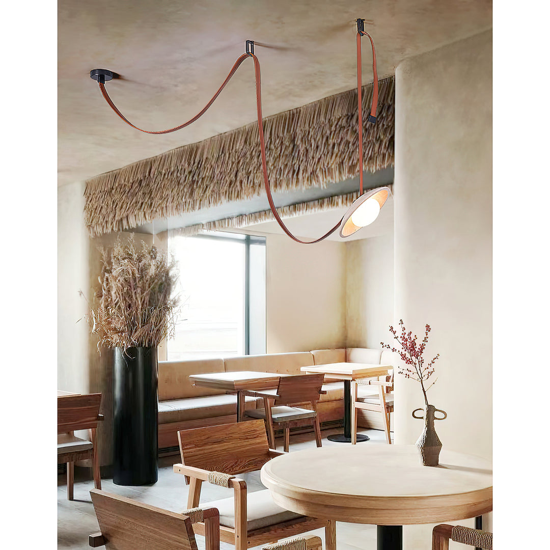 Lampe suspendue Light Rail en cuir
