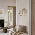 Bild in Gallery-Viewer laden, Natural Copper wall sconce in a refined living room
