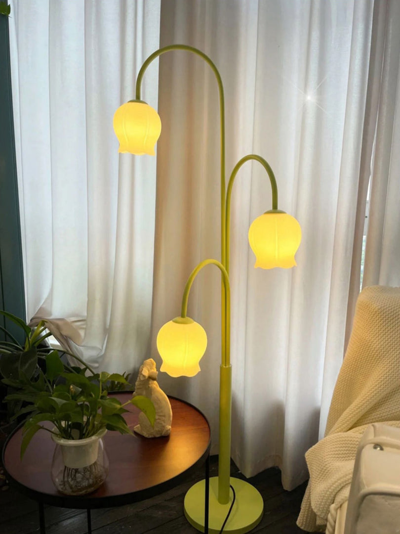 Lámpara de pie Bell Orchid