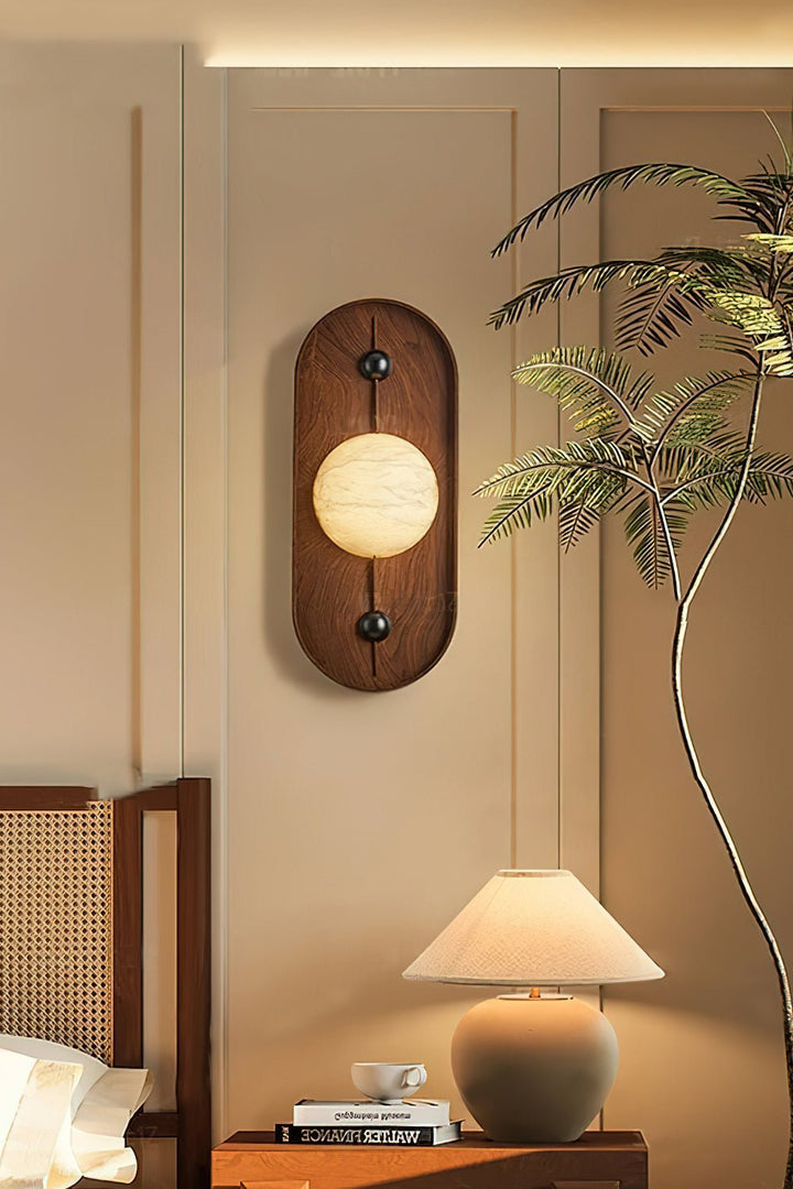 Bezel Alabaster Wandleuchte