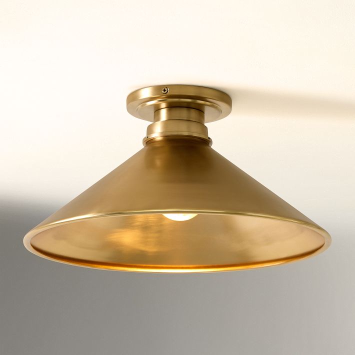 Aurenza Flush Mount: Lámpara de techo rústica con un diseño sencillo y elegante