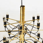 Bild in Gallery-Viewer laden, Tendrila Zeitgenössischer Mehrfachleuchter – Industrieinspirierte Metallaufhängung für Aufenthaltsräume N01