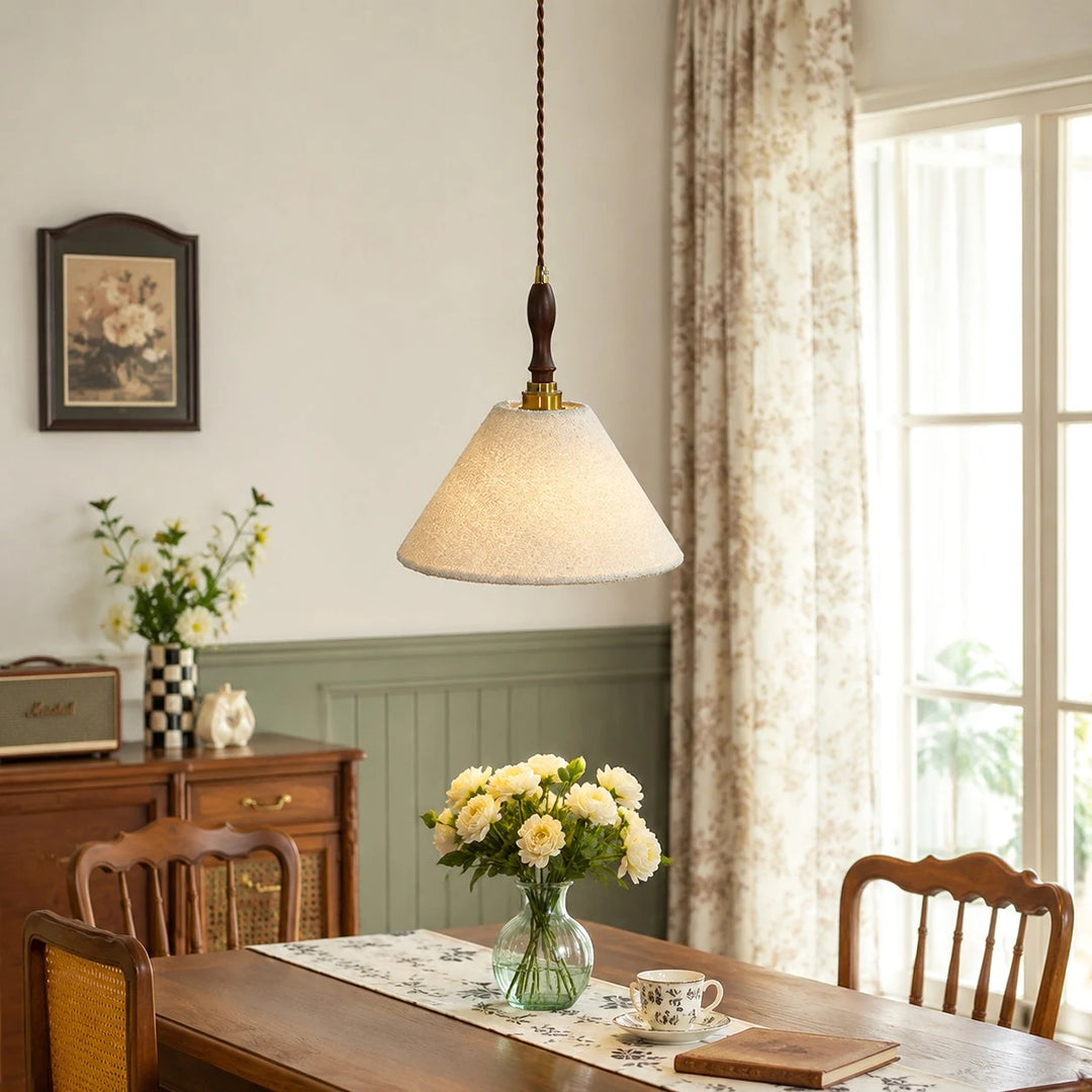 French vintage dining room pendant scene