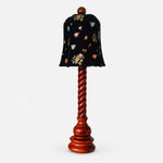Charger l'image dans la visionneuse de galerie, floral fabric and carved wood table lamp