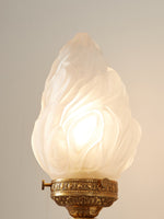 Bild in Gallery-Viewer laden, Moderne Alabaster-Wandlampe – Französische elegante Wandleuchte für Schlafzimmer, Wohnzimmer, Flur