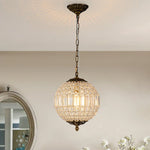 Charger l&#39;image dans la visionneuse de galerie, Lustre globe en cristal vintage luxueux avec finition en laiton antique
