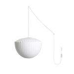 Bild in Gallery-Viewer laden, White Geometric Wire Swag Pendant Light