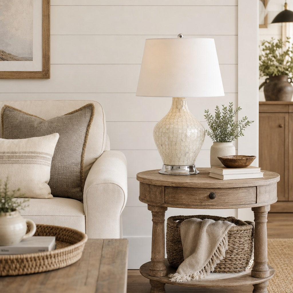 Lámpara de mesa con pantalla suave y estilo rústico costero para decoración de sala