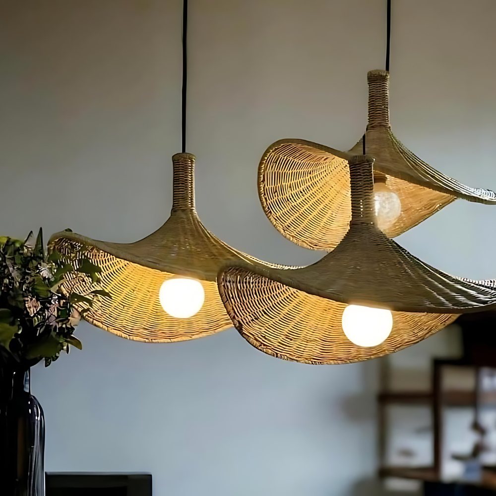Rustikaler Raphia Charme Rattan-Leuchte