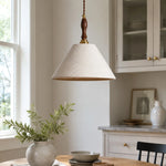 Bild in Gallery-Viewer laden, Bright kitchen and dining pendant scene