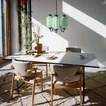 Bild in der Galerieansicht laden, Eloise Kronleuchter – Milchglas-Kronleuchter in einem Vintage-Stil-Finish
