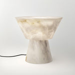 Bild in Gallery-Viewer laden, Beta Marmor Alabaster Tischlampe