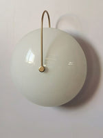 Bild in der Galerieansicht laden, Moderne Glas-Wandleuchte – Gerippte Glasleuchte mit Scheiben-Wandhalterung
