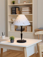 Bild in der Galerieansicht laden, Vintage Schmetterling Tischlampe mit Stoffschirm
