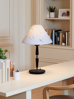 Bild in der Galerieansicht laden, Vintage Schmetterling Tischlampe mit Stoffschirm
