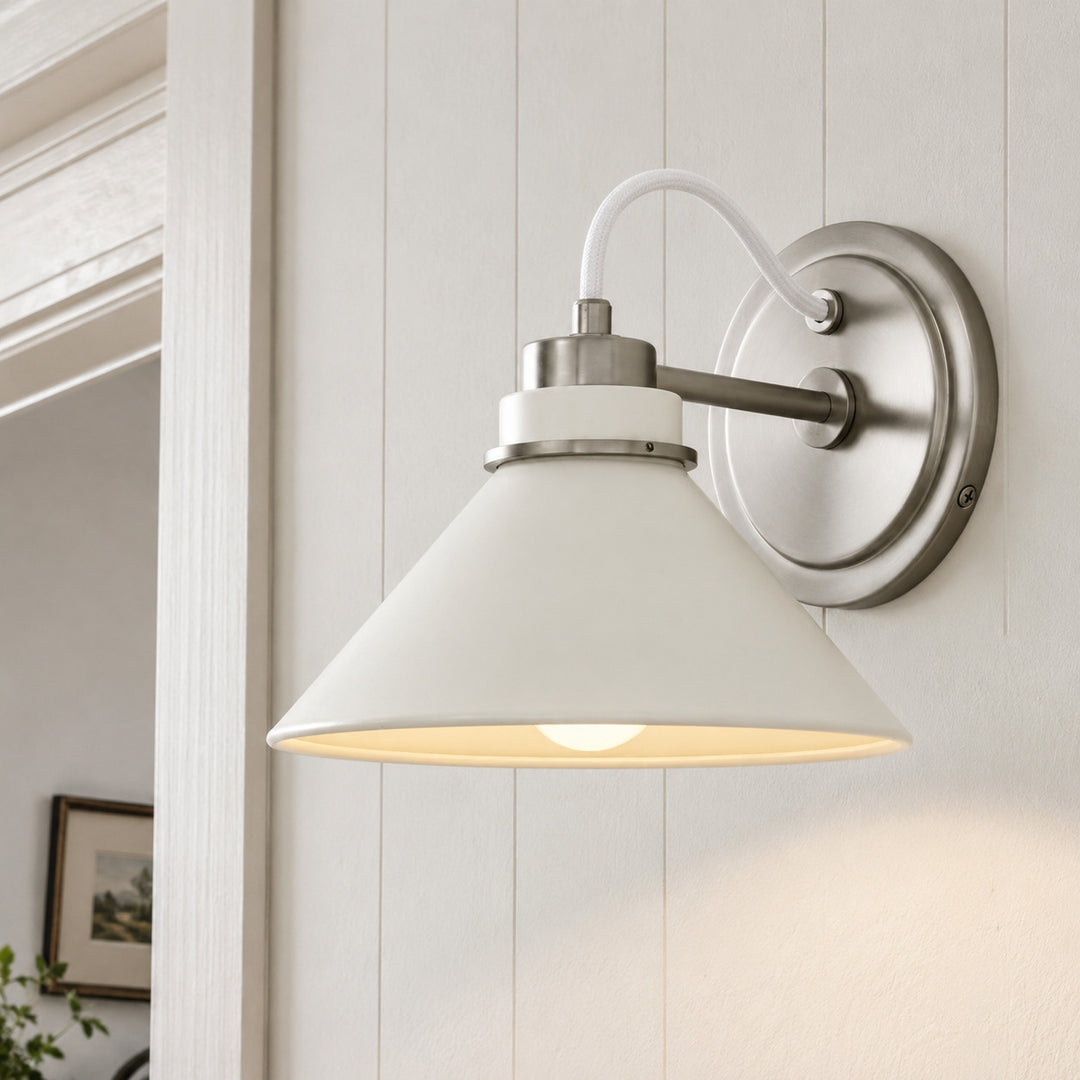 Aurenza Gebogene Arm Globe Wandlampe – Moderne Industrielle Wandleuchte für Badezimmer, Schlafzimmer und Flur