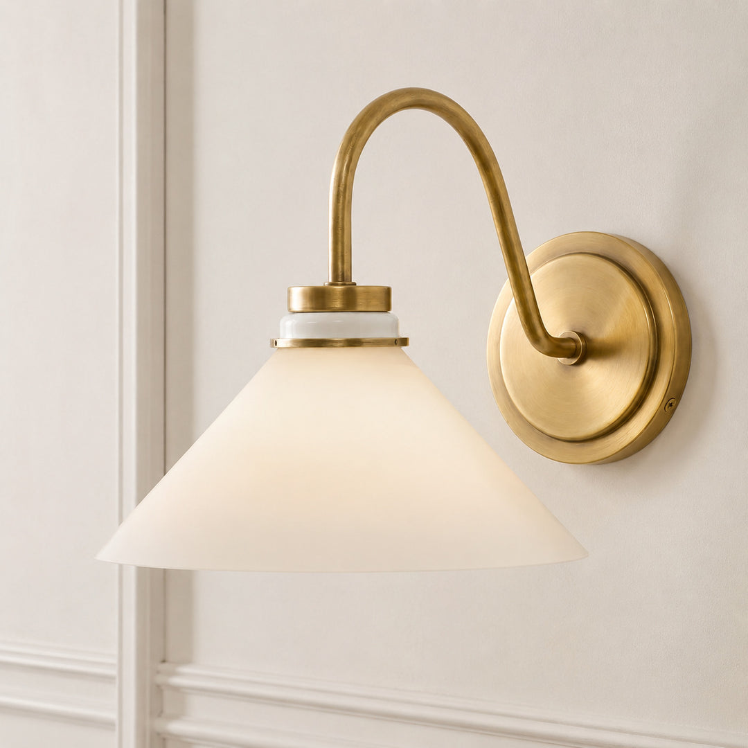 Aurenza Gebogene Arm Globe Wandlampe – Moderne Industrielle Wandleuchte für Badezimmer, Schlafzimmer und Flur