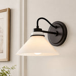 Bild in Gallery-Viewer laden, Aurenza Gebogene Arm Globe Wandlampe – Moderne Industrielle Wandleuchte für Badezimmer, Schlafzimmer und Flur
