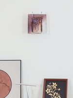 Cargar imagen en el visor de la Galería, Aplique de pared con panel de vidrio: elegante aplique ambiental

