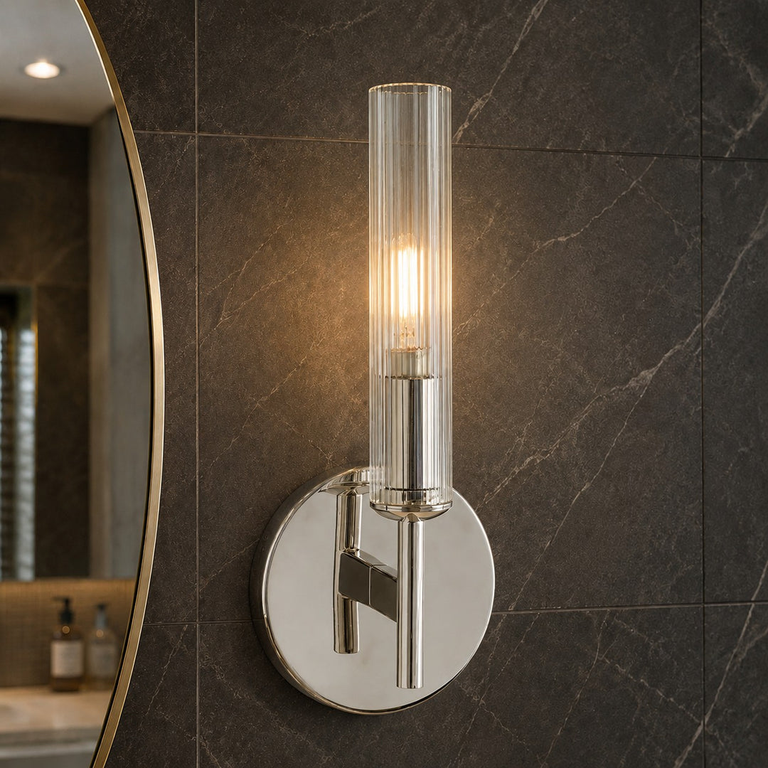 Bravira Glass Tube Wandlampe - Klassische gerippte Messingrohrbeleuchtung