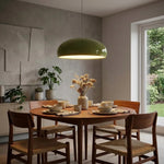 Bild in Gallery-Viewer laden, Haelen Bunte Schalenförmige Pendelleuchte - Moderner Metallschirm für Esszimmer